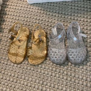 Two old navy baby jelly’s